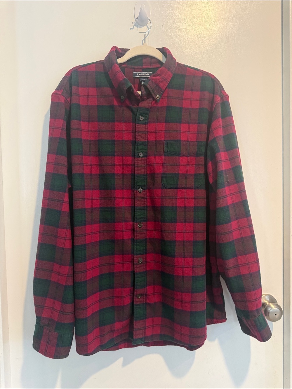 Lands’ End Men’s Xl super thick warm red and hunter green Flannel Shirt - Picture 3 of 11